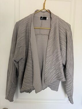 Fenini Light Gray Open-Front Draped Women's lagenlook ripple Cardigan-small